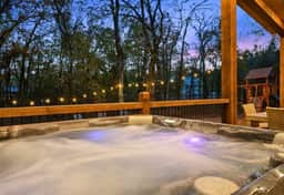 NEW! Heated Pool, Hot Tub, Outdoor Lounge, Games