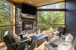 NEW! Cabin w/ Hot Tub, Fire Pit & Outdoor Lounge