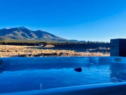 The Bluebird Flagstaff, Jacuzzi, Sleeps 26 - Image 4