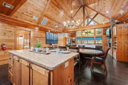 Fishing Bear Lodge - Image 5