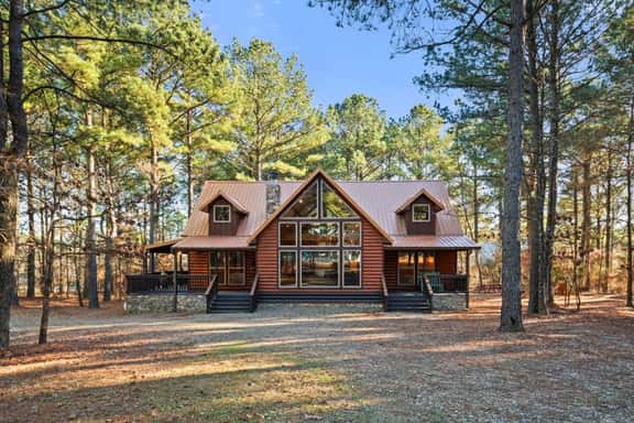 Fishing Bear Lodge - Image 1