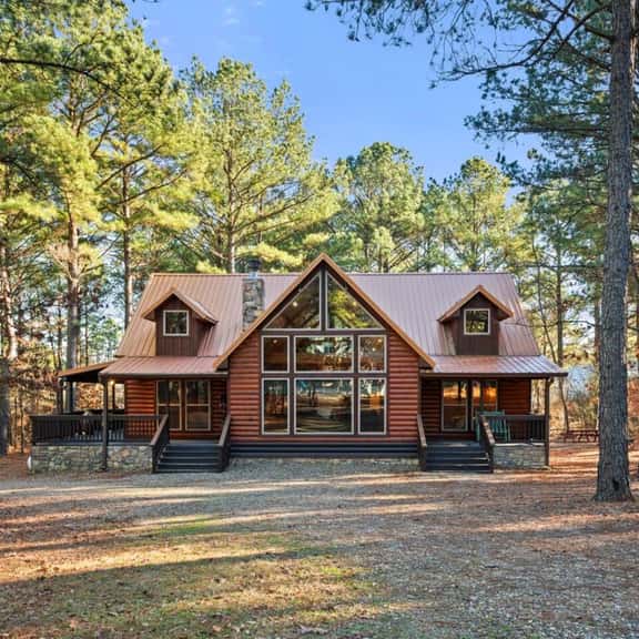 Fishing Bear Lodge - Image 1