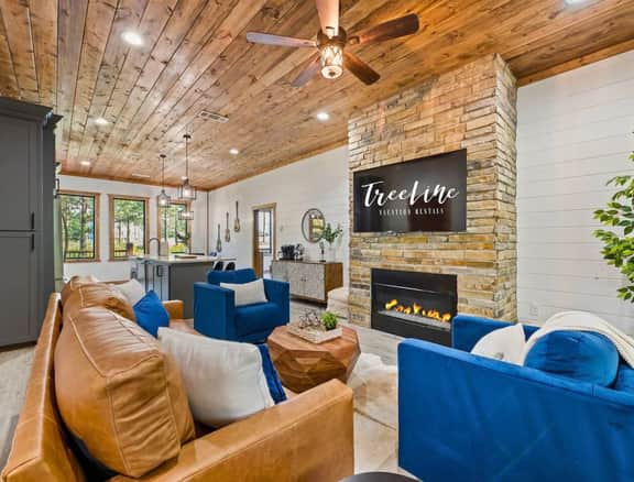 NEW! Tipi, Hot Tub, Games, Fire Pit, King Beds