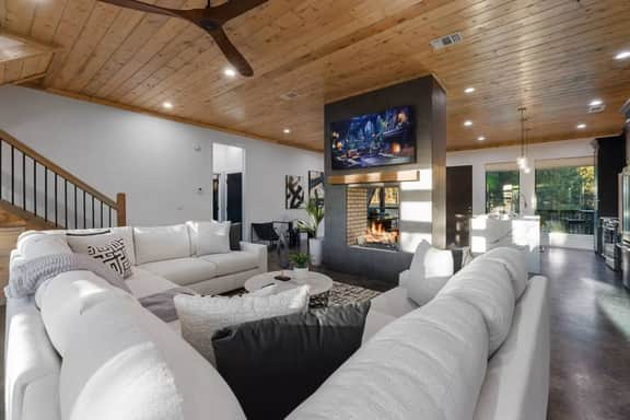 NEW! Pickleball, Hot Tub, Gameroom, Views, Library