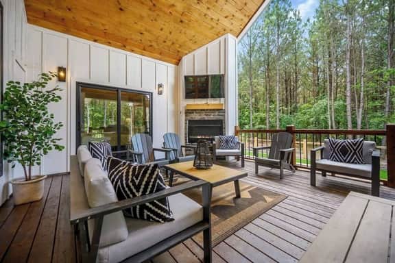 NEW! Heated Pool, Hot Tub, Firepit, Outdoor Lounge