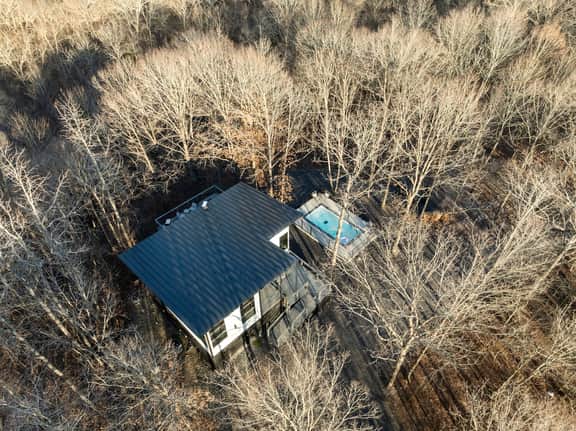 New! Heated Pool, Hottub, Stream, Bunk Room, Games