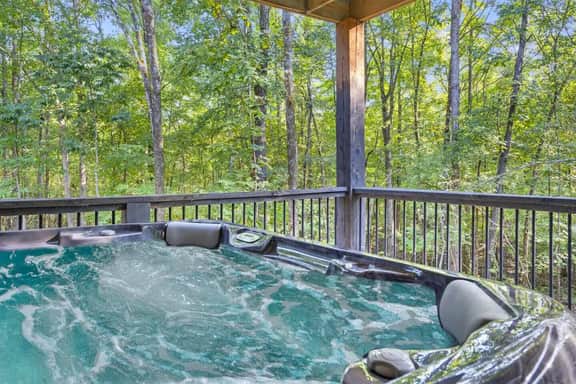 NEW! Lux, Hot Tub, Game Room, King Suites, Lounge - Image 3