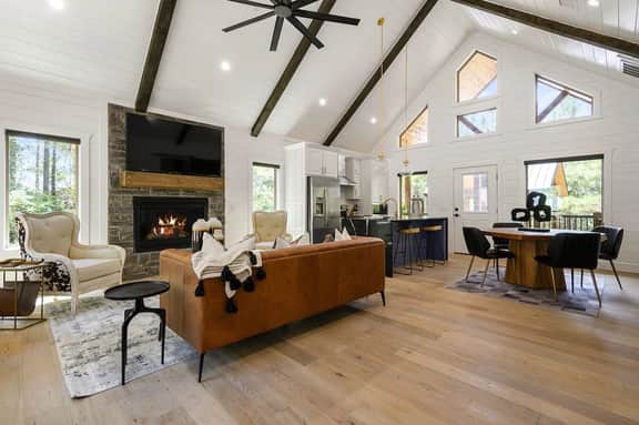 NEW! Cabin w/ Hot Tub, Fire Pit & Outdoor Lounge