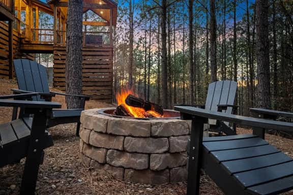 NEW! Cabin w/ Hot Tub, Fire Pit & Outdoor Lounge