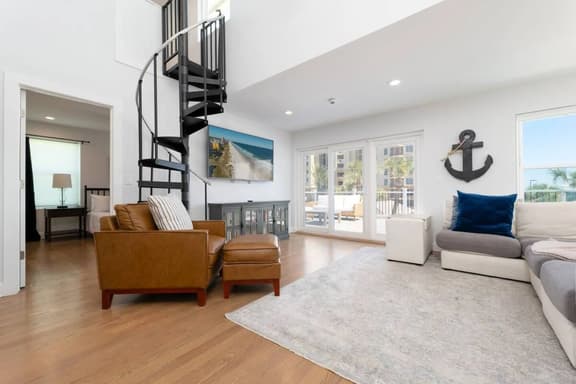 Be A Nomad | 7BR Ocean View 30sec Beach Jax