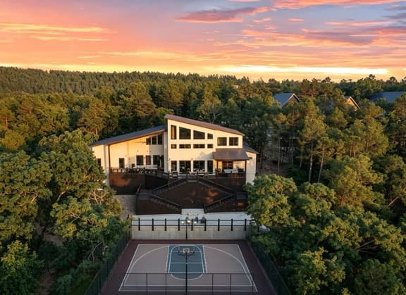 Views, Pickleball, Hottub, Gameroom, EV, Multi-Fam